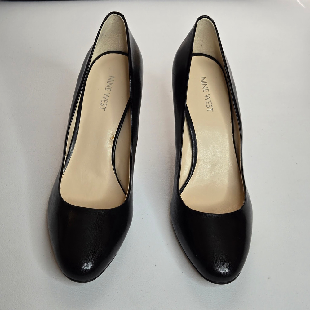 Nine West Handjive Almond Toe Black Leather 4" Pumps Heels Size 10 - Picture 5 of 10